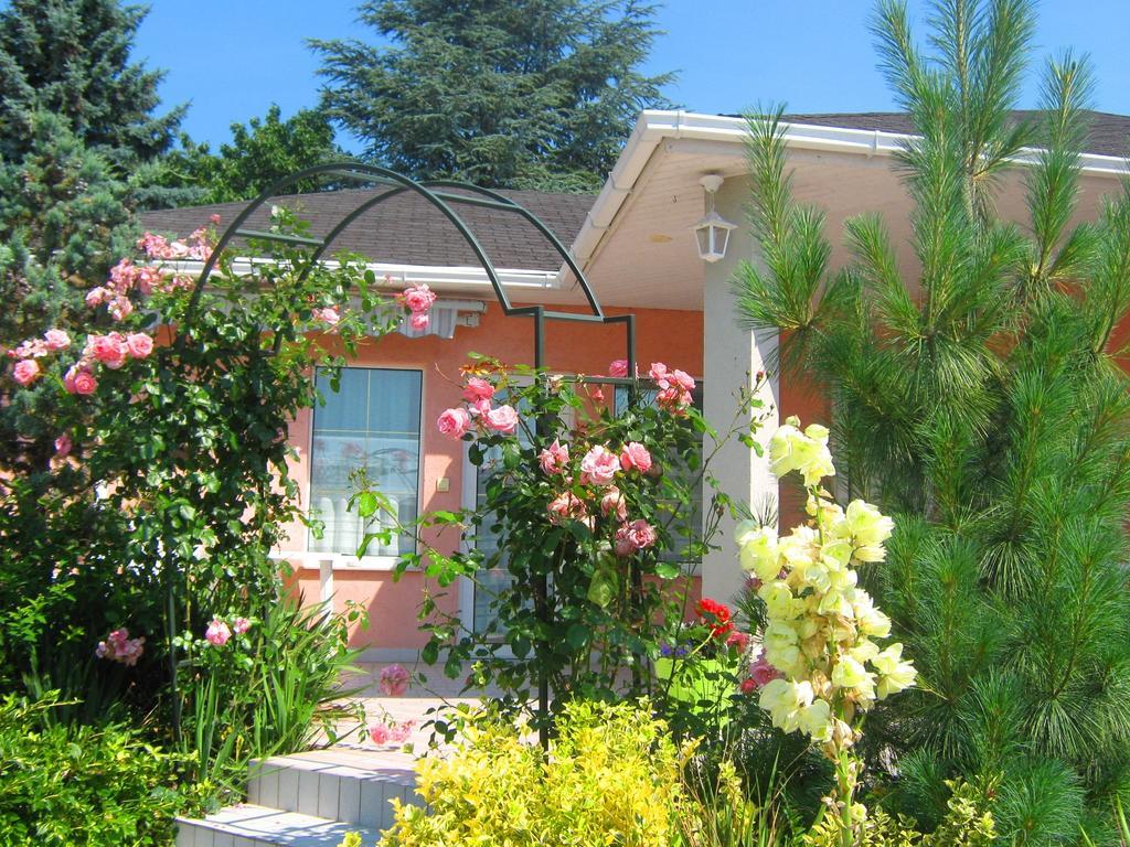 Feszek Apartmanhaz فونيارتْسفاشغ المظهر الخارجي الصورة