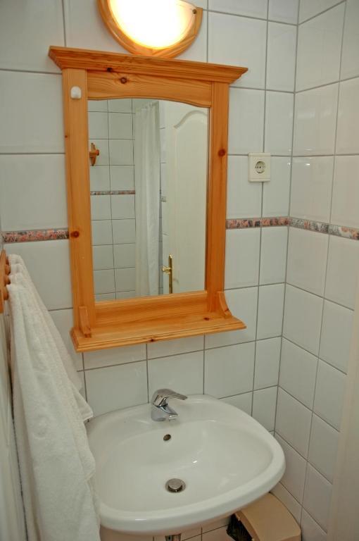 Feszek Apartmanhaz فونيارتْسفاشغ الغرفة الصورة